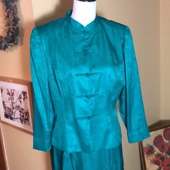 Vtg Y2K ADRIANNA PAPELL Size 12 Safe Silk Emerald 100% Silk Skirted Suit Asian - Picture 11 of 16